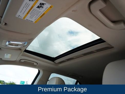 Used 2022 Mercedes-Benz GLE 350 image 6