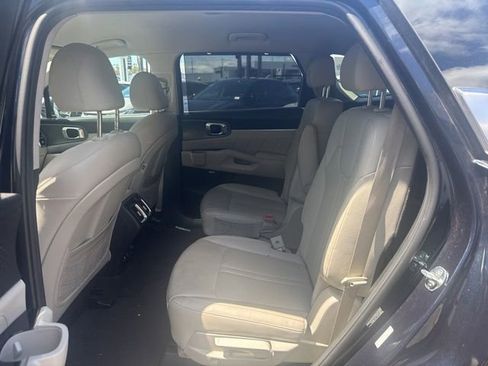 Used 2023 Kia Sorento SX Prestige AWD/4WD image 7