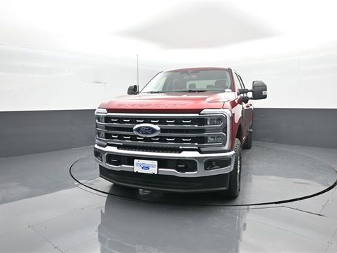 New 2026 Ford F250 Lariat w/ FX4 Off-Road Package image 3