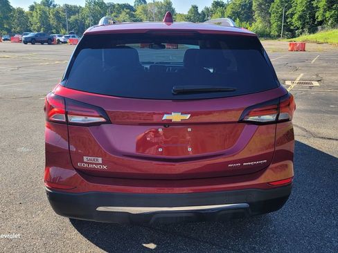 Used 2024 Chevrolet Equinox Premier AWD/4WD image 10