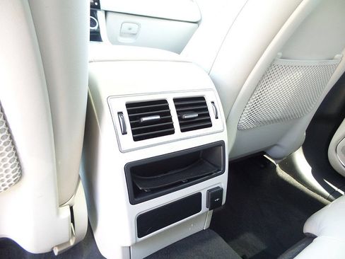 Used 2023 Jaguar F-PACE S AWD/4WD image 33
