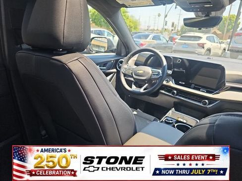 New 2026 Chevrolet Equinox LT w/ Convenience Package II FWD image 20