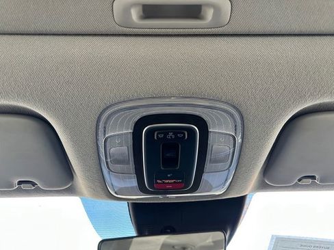 Used 2024 Hyundai Elantra SEL w/ Convenience Package image 28