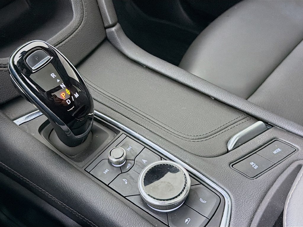 Used 2023 Cadillac XT5 Premium Luxury w/ Technology Package FWD image 22