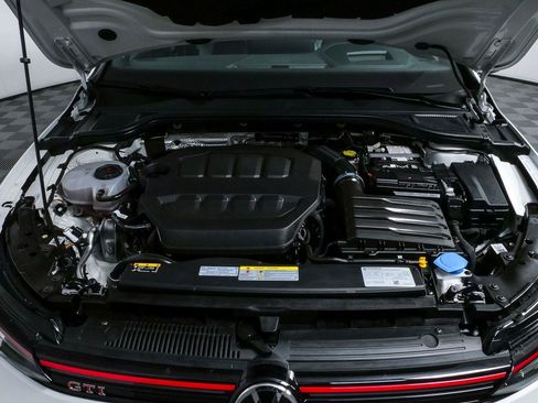 Used 2025 Volkswagen GTI Autobahn FWD image 33
