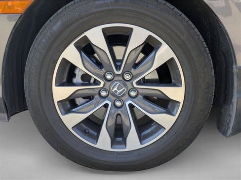 Used 2024 Honda Odyssey EX-L image 7