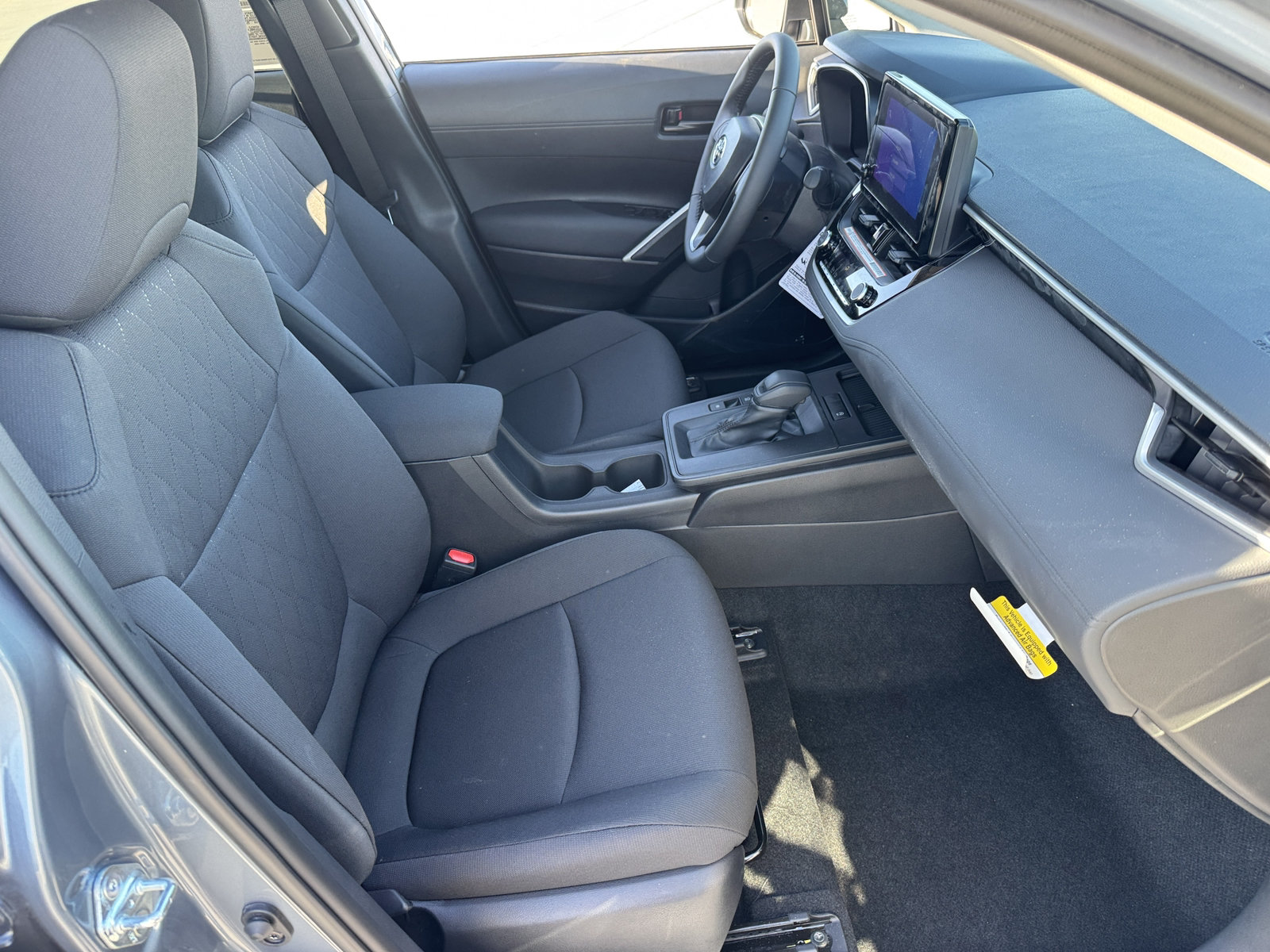 New 2026 Toyota Corolla Cross LE w/ Moonroof Package FWD image 8