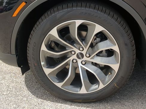 New 2025 Lincoln Aviator 2WD image 9