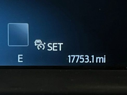 Used 2023 Ford F150 Lightning Lariat w/ Equipment Group 511A High image 16