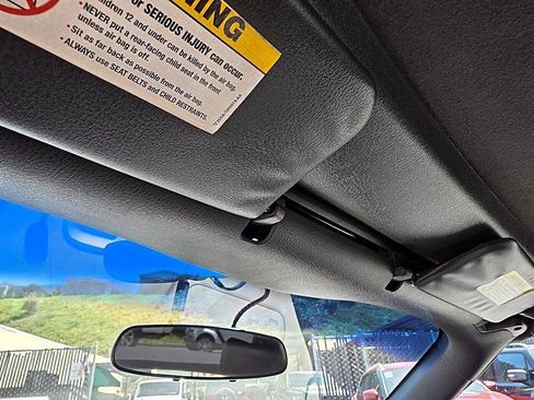 Used 2002 Ford Thunderbird Deluxe image 40