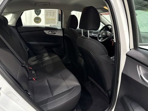Used 2023 Kia Forte LXS w/ LXS Technology Package FWD image 26