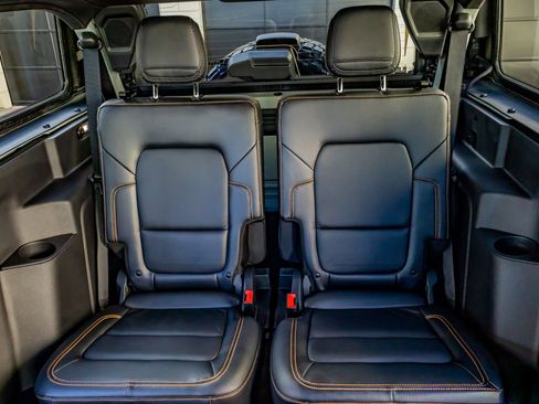 Used 2024 Ford Bronco Badlands image 29