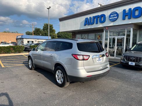 Used 2014 Chevrolet Traverse LT FWD image 10