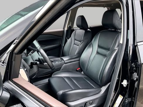 Certified 2023 Nissan Rogue SV w/ SV Premium B Package FWD image 8