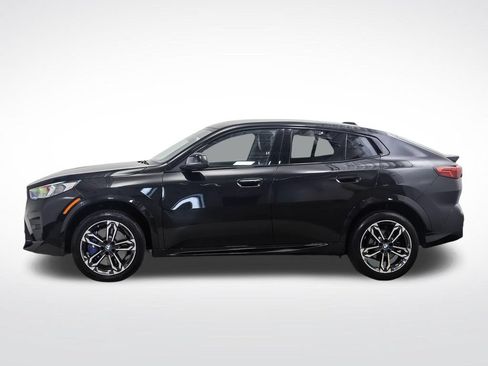 Certified 2026 BMW X2 xDrive28i AWD/4WD image 2