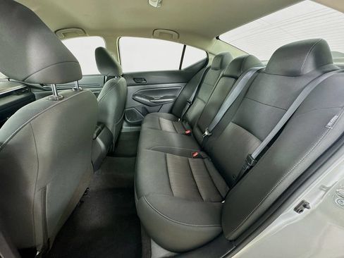 Used 2024 Nissan Altima 2.5 SV FWD image 29