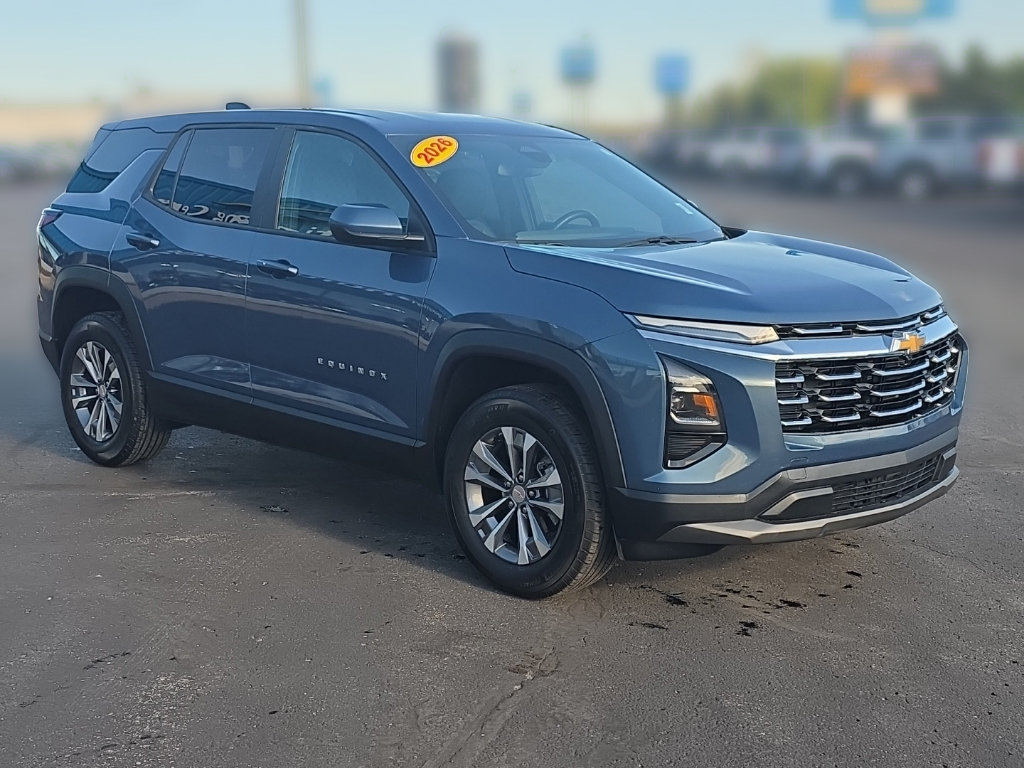 Used 2026 Chevrolet Equinox LT w/ Convenience Package II AWD/4WD image 5