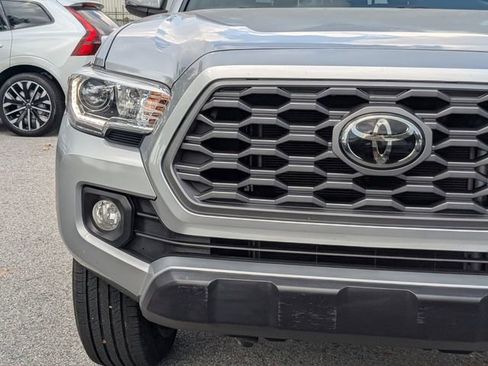 Used 2023 Toyota Tacoma TRD Off-Road image 13