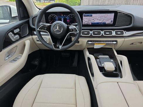 New 2026 Mercedes-Benz GLE 350 4MATIC image 13