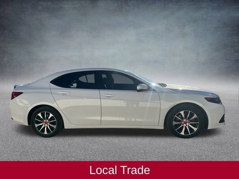 Used 2017 Acura TLX image 4