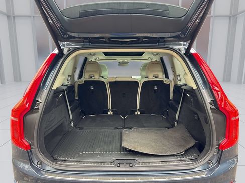 Used 2024 Volvo XC90 B6 Plus AWD/4WD image 15