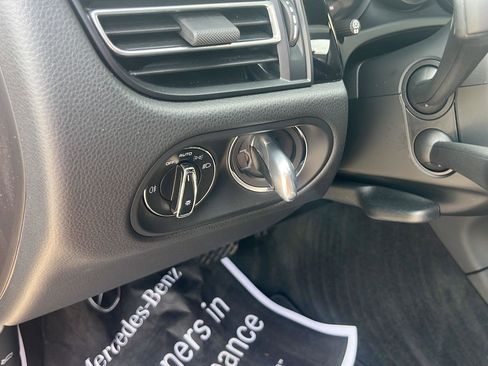 Used 2022 Porsche Macan S image 16