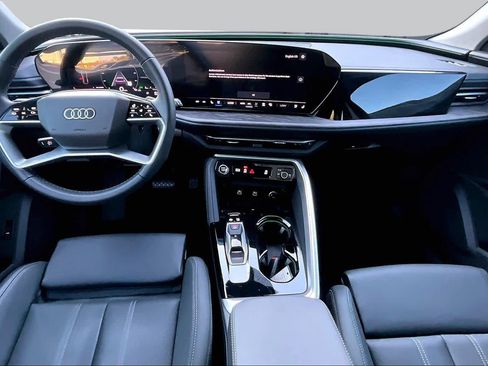Certified 2025 Audi Q5 Premium Plus w/ Premium Plus AWD/4WD image 16