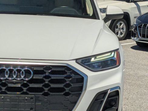 Used 2022 Audi Q5 2.0T Premium Plus w/ Premium Plus Package AWD/4WD image 9