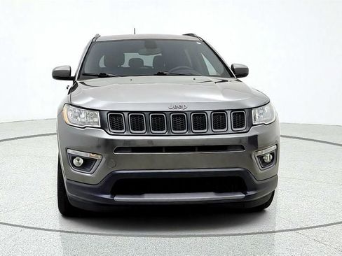 Used 2021 Jeep Compass Latitude w/ Sun and Sound Group AWD/4WD image 2