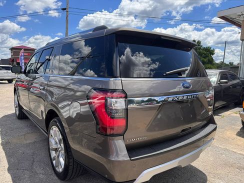 Used 2018 Ford Expedition Max Limited w/ Equipment Group 302A AWD/4WD image 4