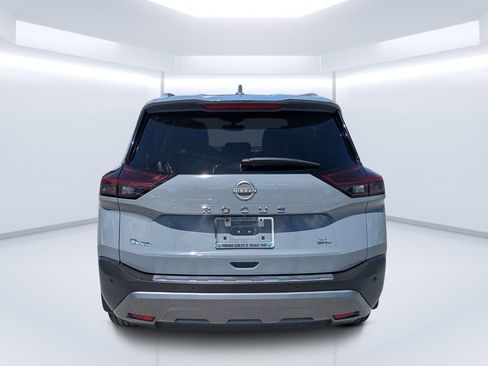 Used 2022 Nissan Rogue SL w/ SL Premium Package FWD image 4