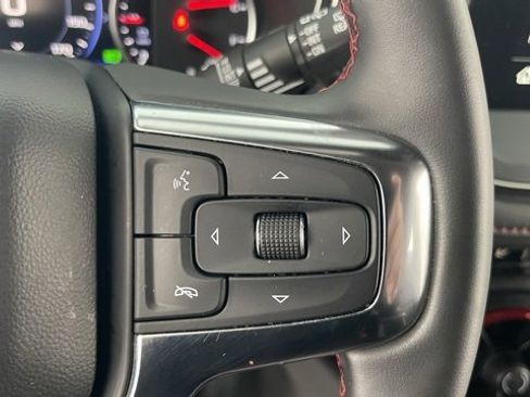 Used 2025 Chevrolet Blazer RS image 37