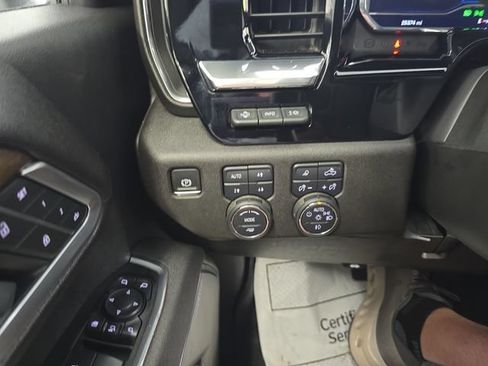 Certified 2025 Chevrolet Silverado 2500 High Country w/ Technology Package AWD/4WD image 20