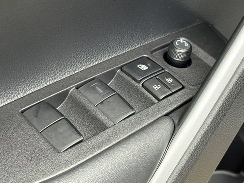 New 2026 Toyota Corolla Cross LE FWD image 20