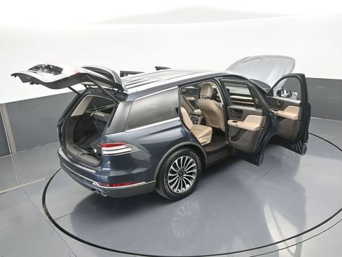 Used 2022 Lincoln Aviator Reserve w/ Elements Package Plus image 79