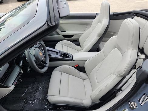 Used 2024 Porsche 911 Carrera S image 18