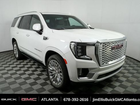 Certified 2023 GMC Yukon Denali w/ Denali Reserve Package image 30