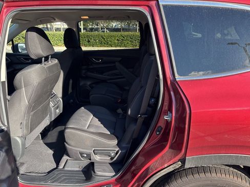 Certified 2024 Subaru Ascent Premium w/ Convenience Package image 3