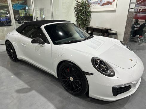 Used 2017 Porsche 911 Carrera 4S AWD/4WD image 40