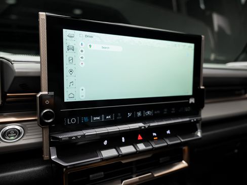 Used 2024 GMC Hummer EV 3X AWD/4WD image 50