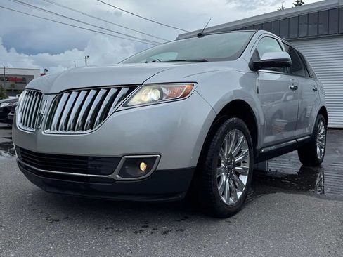 Used 2015 Lincoln MKX FWD w/ Equipment Group 102A image 1