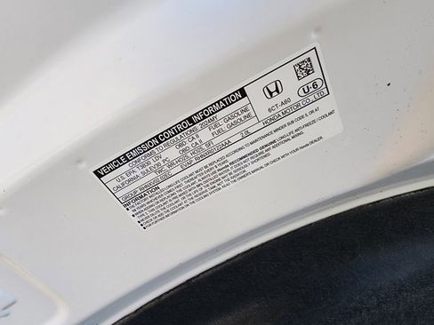 Used 2024 Honda HR-V EX-L image 24