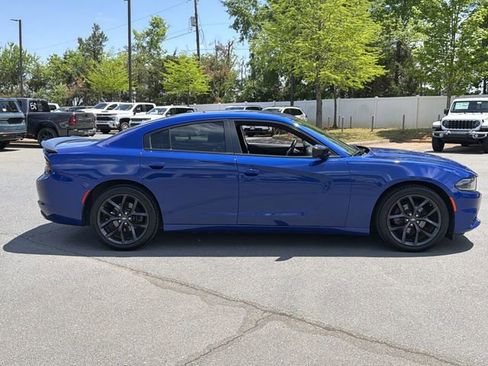 Used 2021 Dodge Charger SXT w/ Blacktop Package RWD image 14