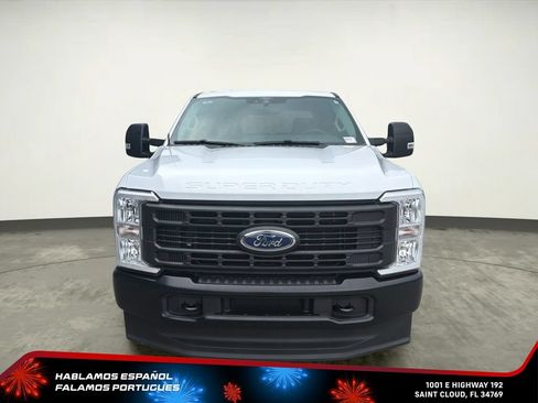 Used 2025 Ford F250 XL AWD/4WD image 9
