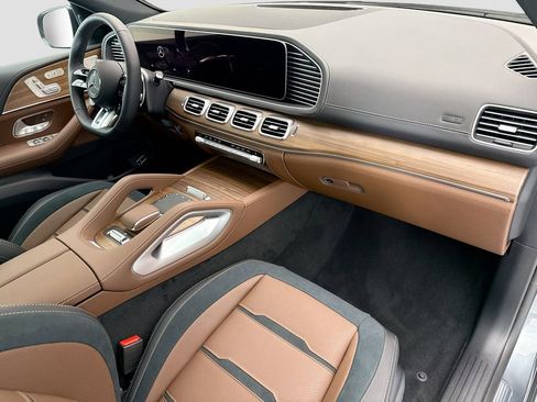 New 2026 Mercedes-Benz GLE 53 AMG 4MATIC Coupe image 17