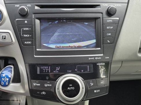 Used 2012 Toyota Prius V Five FWD image 21