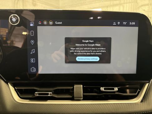 New 2026 Chevrolet Equinox LT w/ LPO, Floor Liner Package FWD image 15