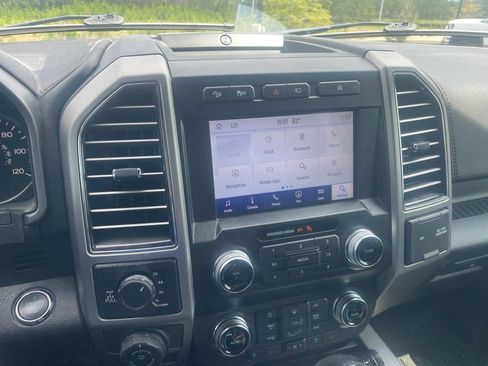 Used 2020 Ford F150 Platinum w/ Equipment Group 701A Luxury AWD/4WD image 2