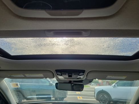 Certified 2023 Kia Niro Wave FWD image 18