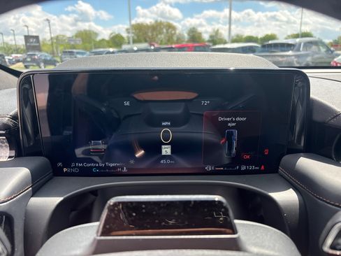 New 2026 Lincoln Aviator Black Label w/ Dynamic Handling Package AWD/4WD image 16